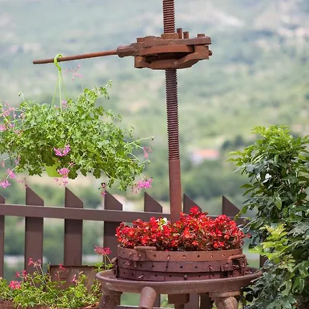 Nyaraló Attilio Balsorano Vecchio