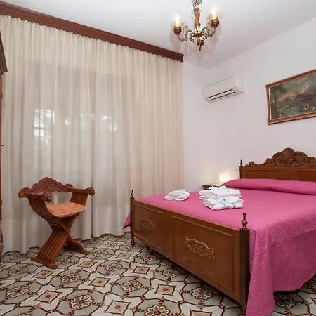 Attilio Dom wakacyjny Balsorano Vecchio